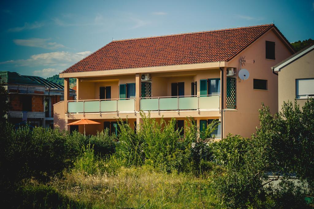 Apartments Dujic Tribalj Camera foto